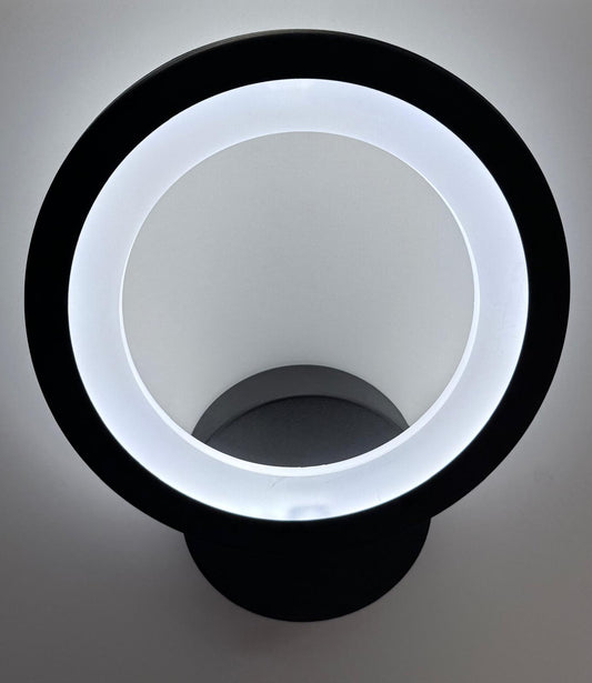 Luminaria de pared en color negro